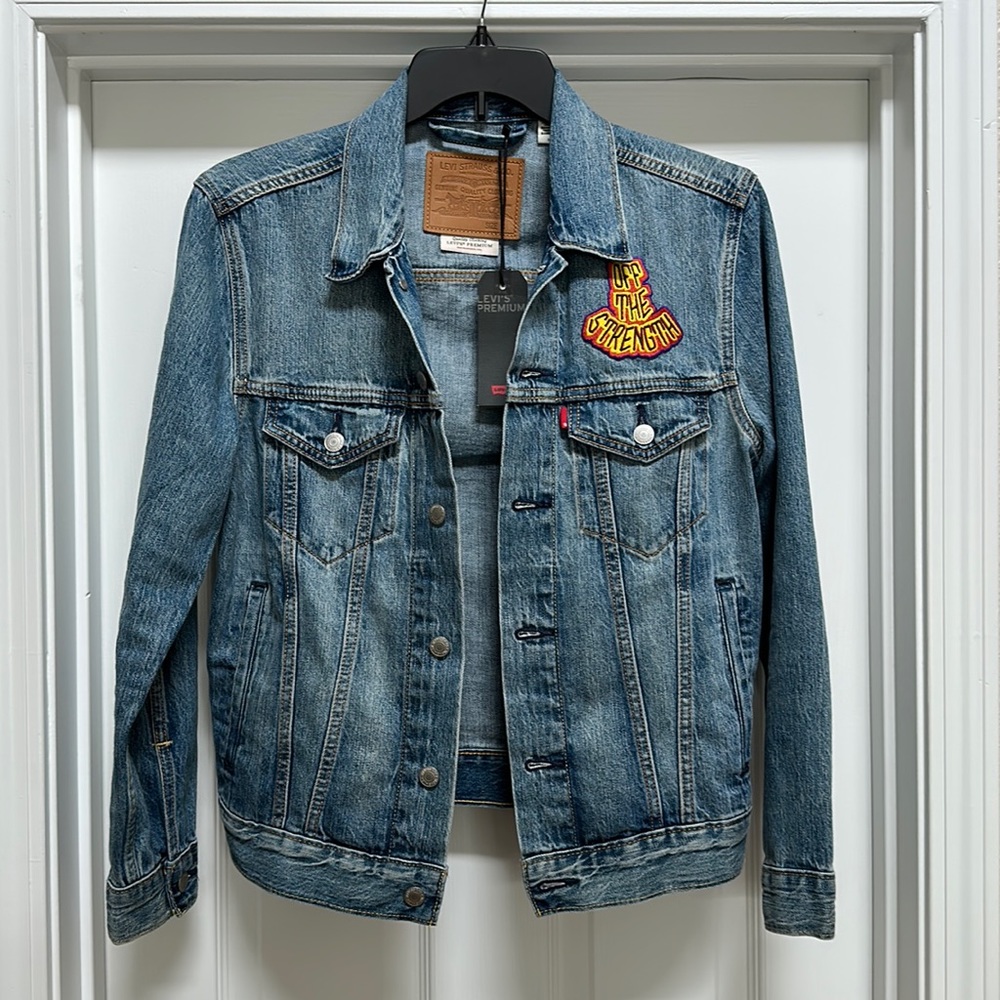 Levi’s denim (jean) jacket, small